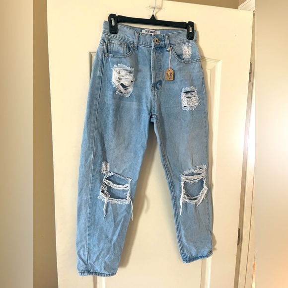 Blue Savvy Distressed Light Wash Jeans Women’s size 25 - Picture 1 of 16